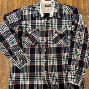 Vintage Back Packer Black & Red Plaid Acrylic Flannel Button-Up Shirt